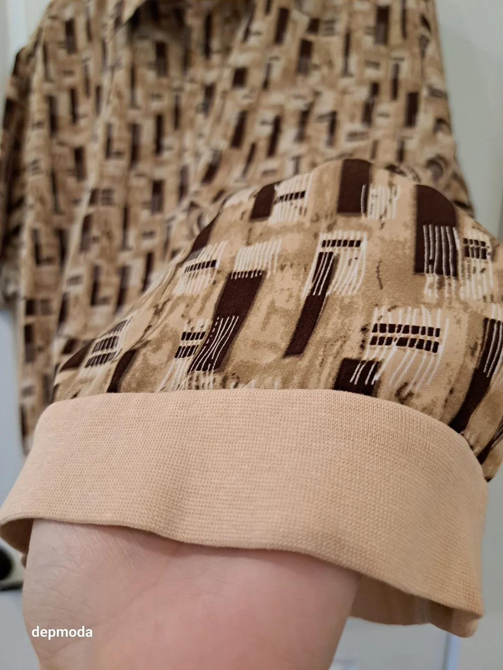 Gold Coast Habanas mens  Short-Sleeve Button-Down Shirt in Beige & Brown size Xl